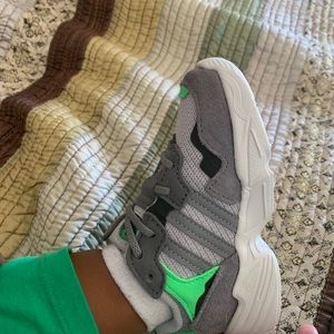 Meet your Posher, Shevette